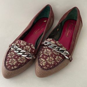 Poetic License flats